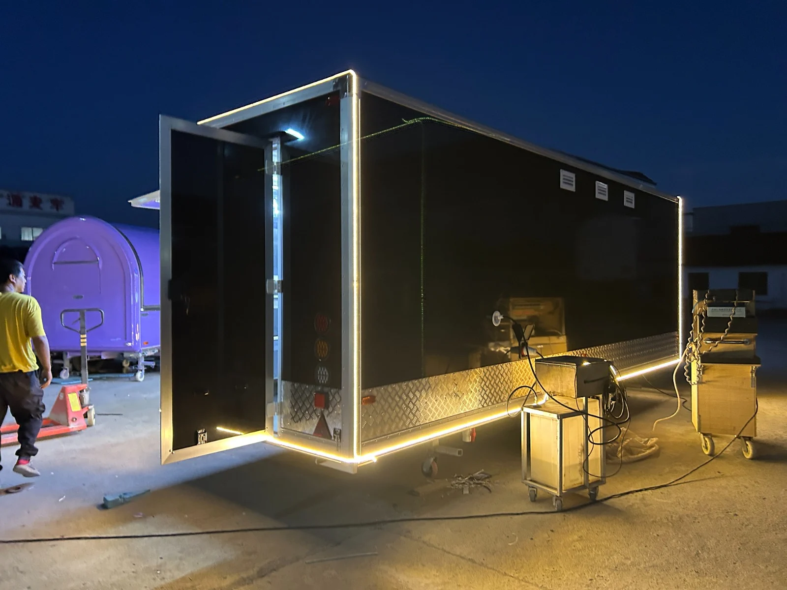 Box 600 · KONN