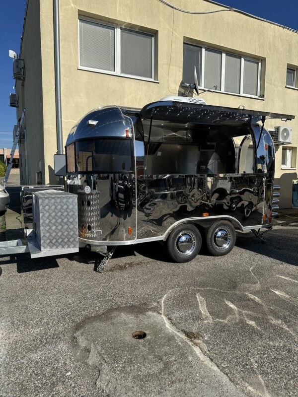 gastronova airstream compact food truck a gastro príves